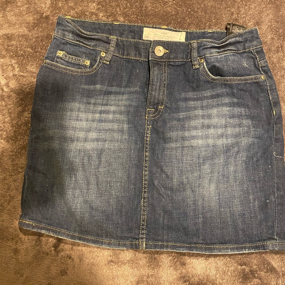 H&M mini skirt
